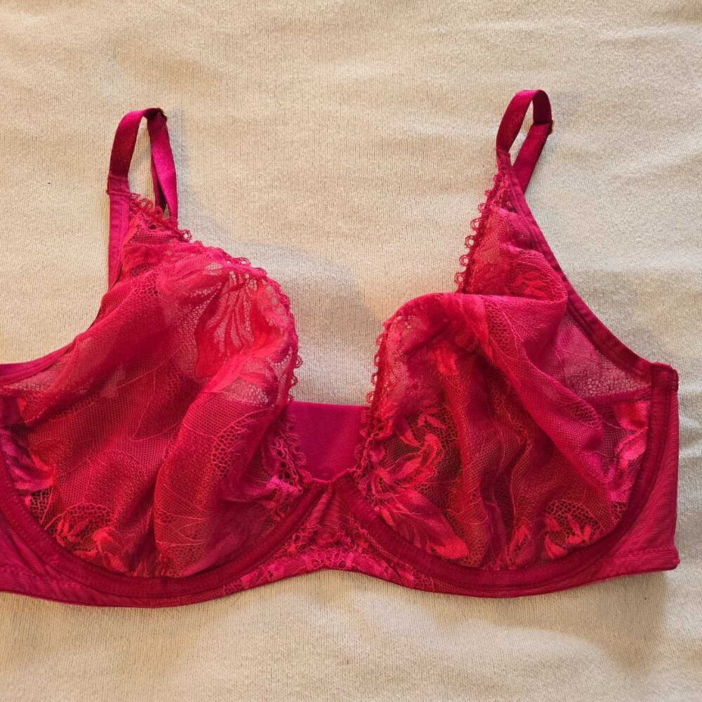 Soma Sensual 38DDD 38F Lace Underwire Bra Red Womens GUC So Pretty! Sexy Fire! S